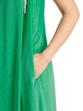 Unifarbenes Kleid in ausgestellter Form
